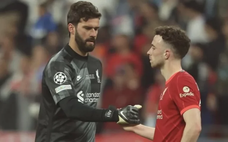 Alisson becker ghi bao nhiêu bàn và sự thật thú vị về thủ môn người Brazil